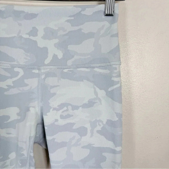 Lululemon Wunder Under High-Rise Tight 25" Luxtreme - Picture 6 of 16